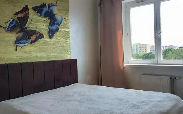 Na Prospekte Kosmonavtov 4b Apartments