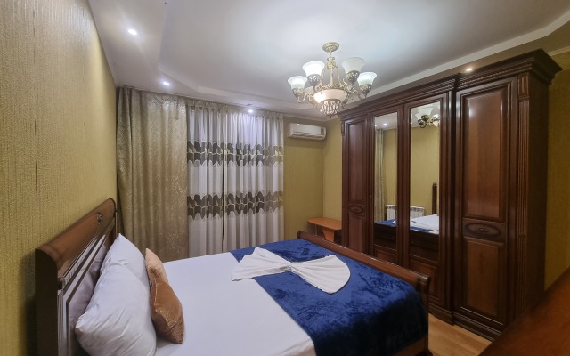 Apartamenty Uyutnaya 3komnatnaya Kvartira Na Pozharnoy