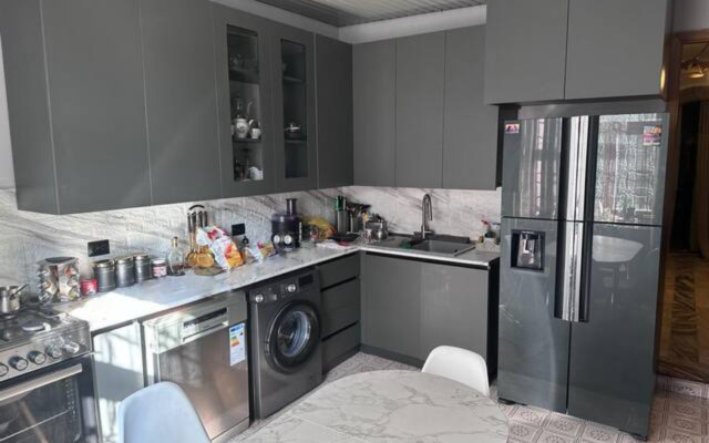 Aram Guest house