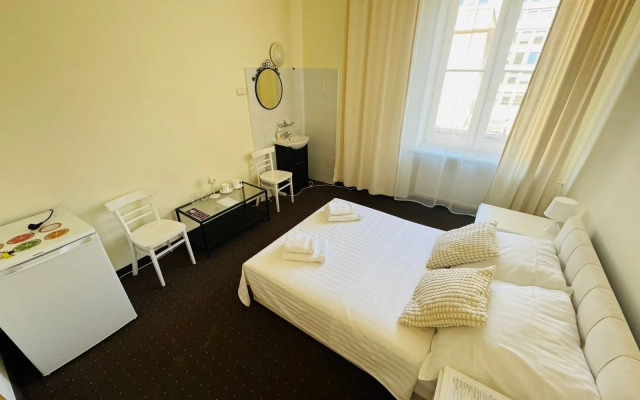 Отель Mazowiecki