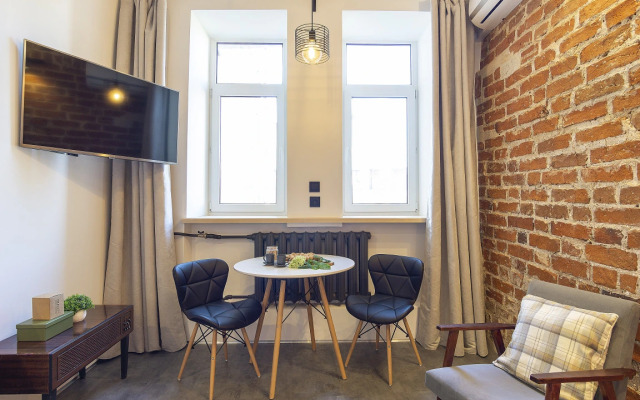 Surkova 20/6 GoldenRing Apartment 4