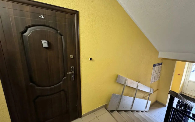 Апартаменты 39квартир с детской кроваткой