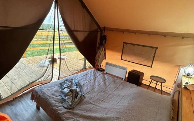 Zooglemping V Tulskoy Oblasti Glamping