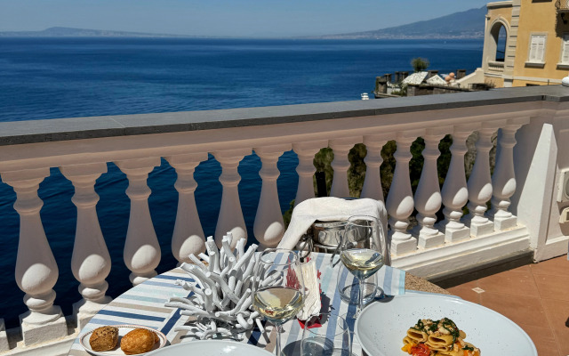 Отель Corallo Sorrento