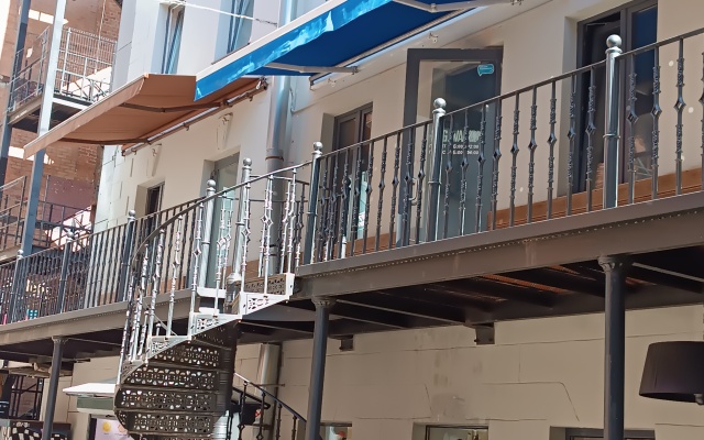 Апартаменты 1896. Дом Тишнера, в 200 м от Исаакиевской площади