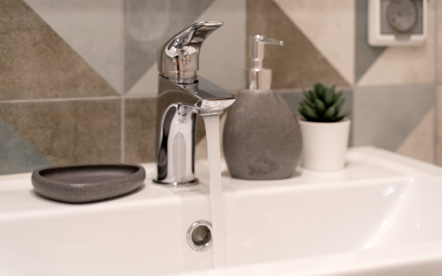 Апартаменты на Сергея Есенина 10