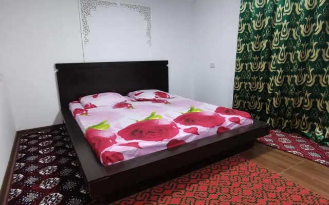 Diyor Hostel