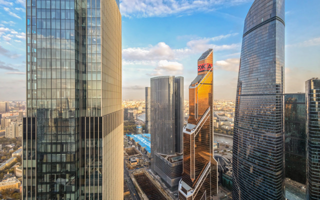 Vidovye na 51 etazhe v Moskva-City Apartments
