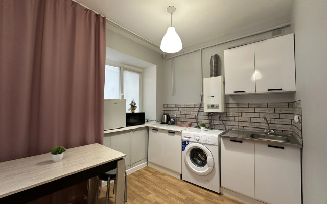 Апартаменты LikeHome на Челюскинцев 18А