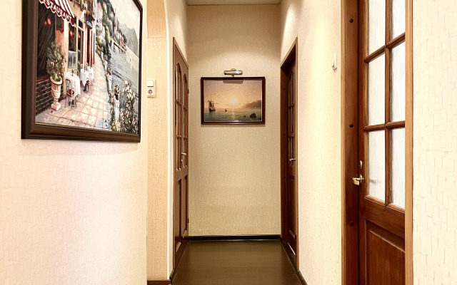 U Metro Moskovskie Vorota Apartments