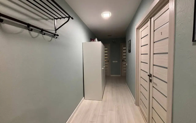 Uyutnaya Treshka Ryadom S Yubileynym Flat