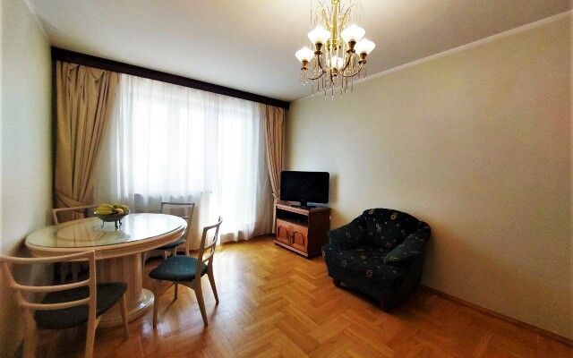 Kvartira Prostornaya Dvukhkomnatnaya Kvartira Flat