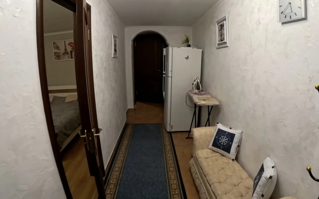 Dvukhkomnatnye Na Ulitse Drazhinskogo 27 Apartments