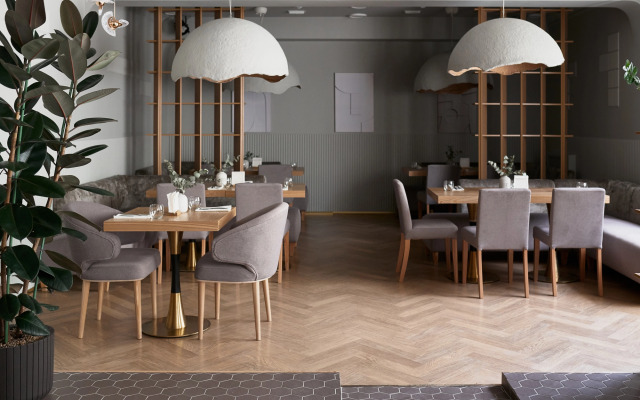 Avrora Hotel