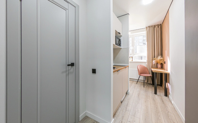 Апартаменты Stepanenkov на 8 марта 204Д (272/2)