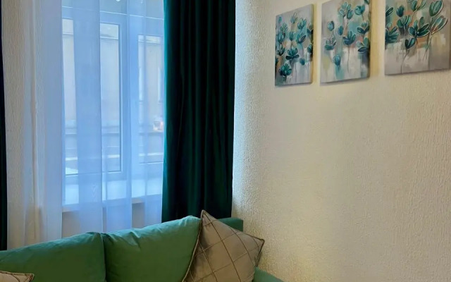 N7 na Khersonskoy Apartments