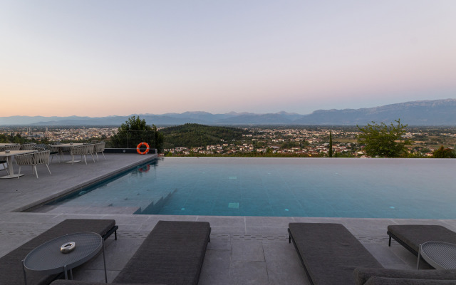 Ananti Resort & Spa Hotel