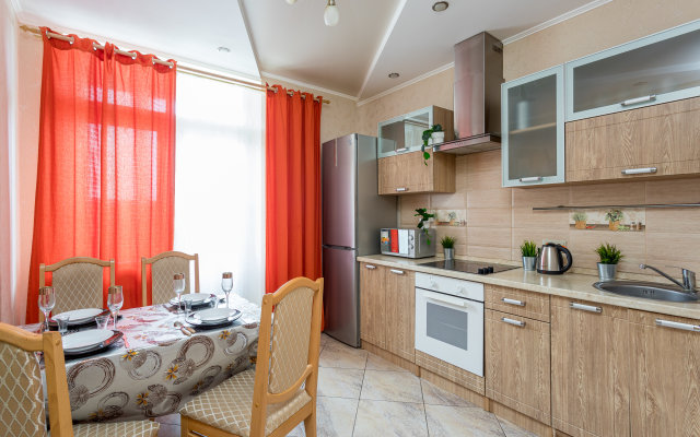 Uyutnaya Kvartira S Novym Remontom Apartments