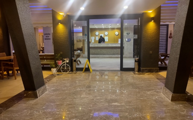 Altinersan Altinkum Didim Hotel