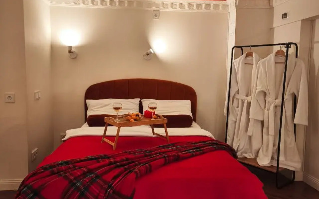 Апартаменты ZenApart с джакузи и камином