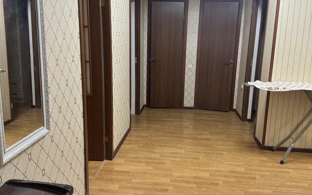 Апартаменты 3-к. Квартира Гостевая в Центре Города Дербент