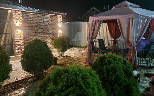 Kristall Guest House