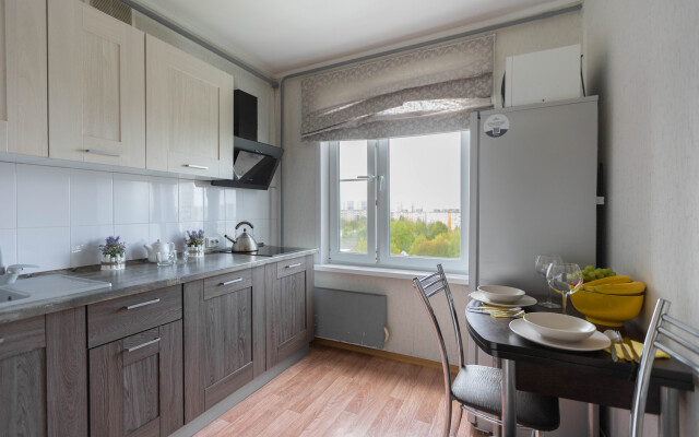 V Yasenevo Flat
