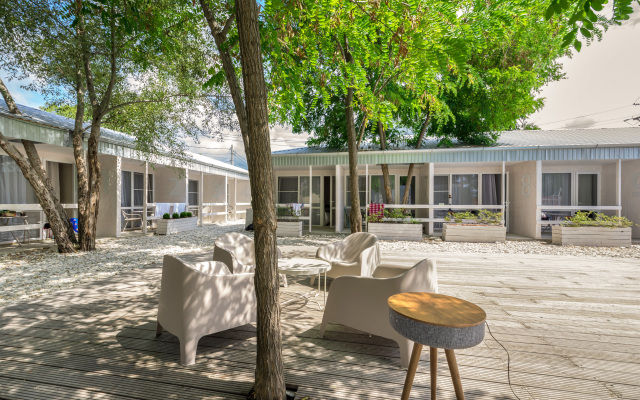 Summer Suites - clean sea without fuel oil at 450 meters Kurortny Hotel
