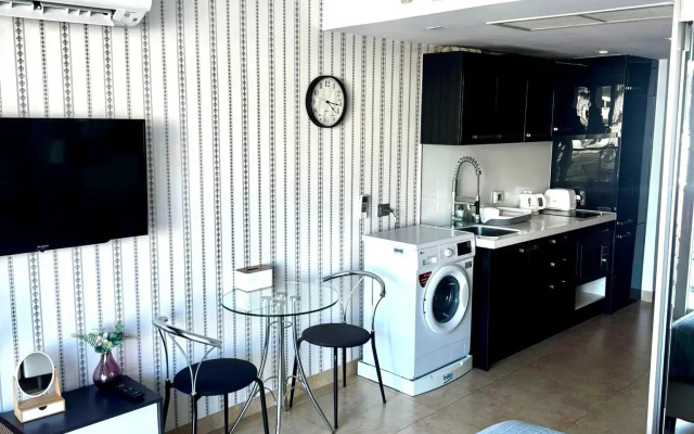 Апартаменты Centara Avenue Residence