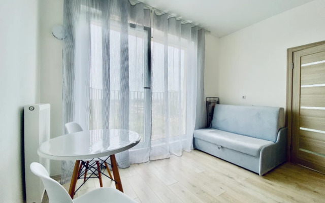 Na Farmana Salmanova 1 Apartments
