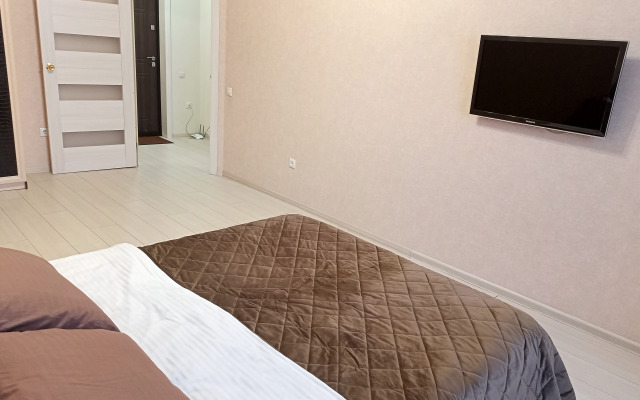 Kirova 120a Oranzhevaya Kvartira Flat