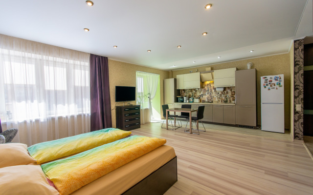 Апартаменты West39 на Шахматной 4В