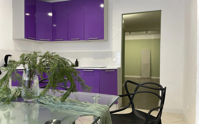 Brusnichny Vzvar Flat