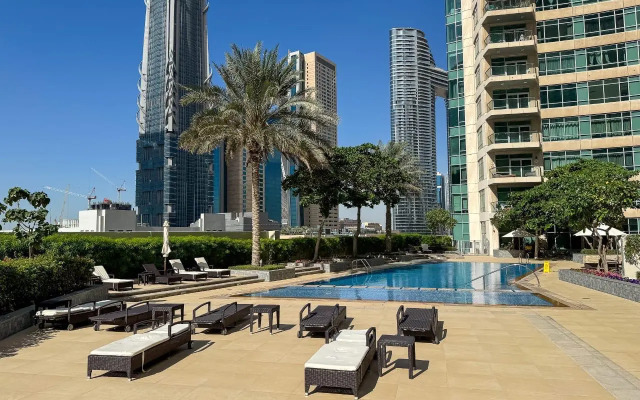 Апартаменты The Lofts Downtown Views