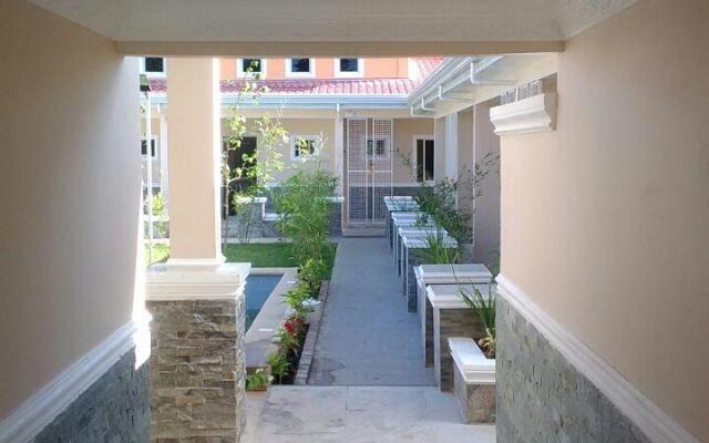Venezia Suites Hotel