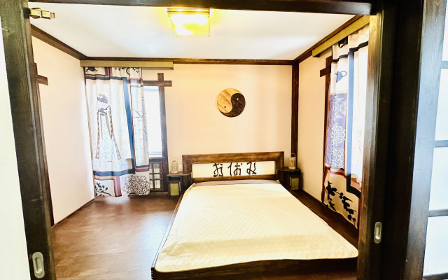 Квартира на Аланской, 25 "Japan"