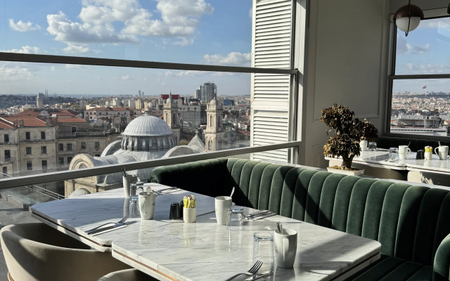 CVK Taksim Hotel