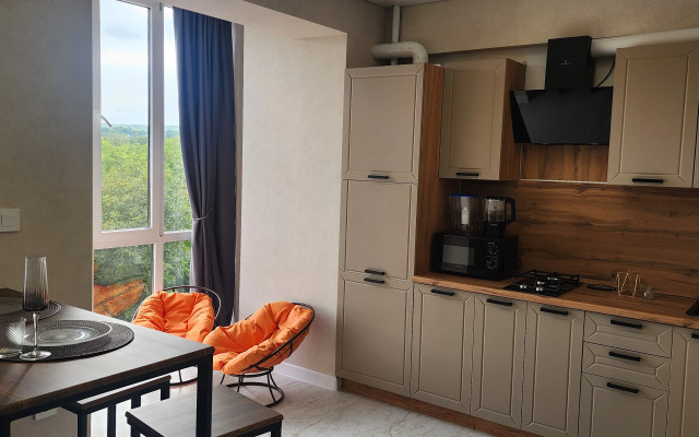 V Tsentre Ryadom S Parkom Apartments