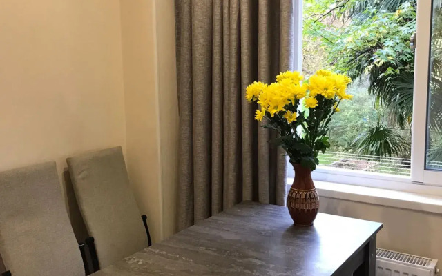 Pereulok Gorykogo 13 Flat