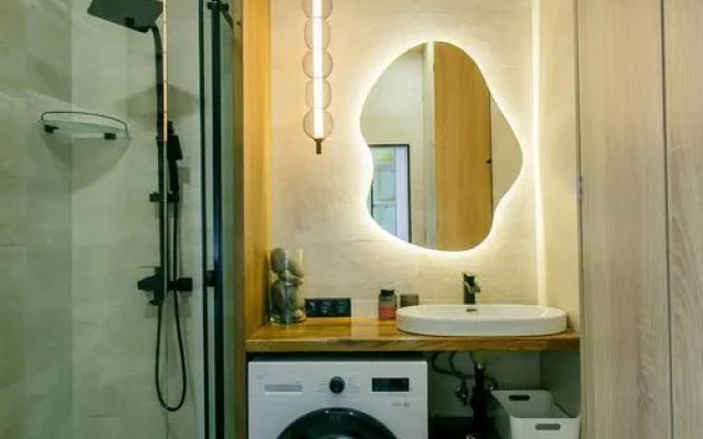 V 100 Metrakh Do Plyazha Apartments