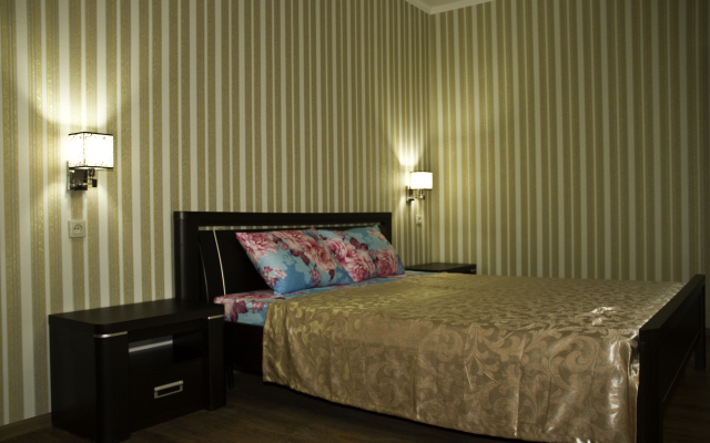 Hotel Medoviy