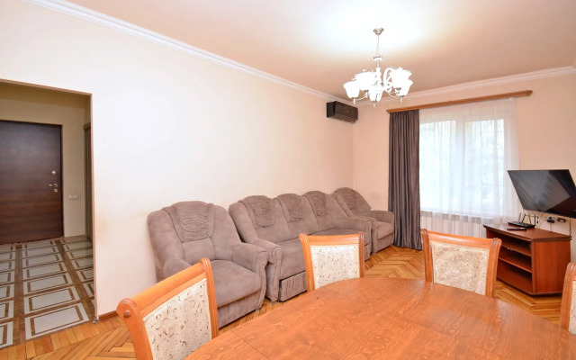 Perte House on Sundukyan 28A Street Apartments