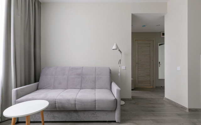 10 Apartment