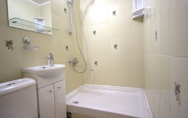 KvartiraSvobodna Ulitsa Usachyova Apartments