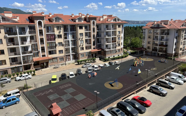 261 Mansarda 12 Min Do Plyazha Flat