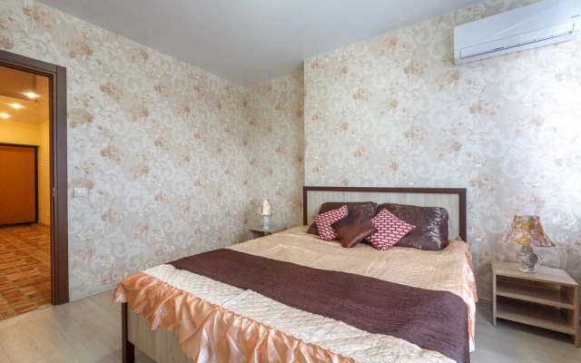 Квартира от компании Хоум Отель на Луначарского 5