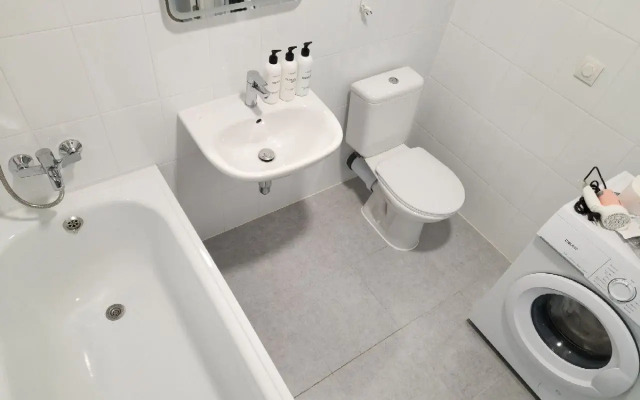 Runway Apartments Flat