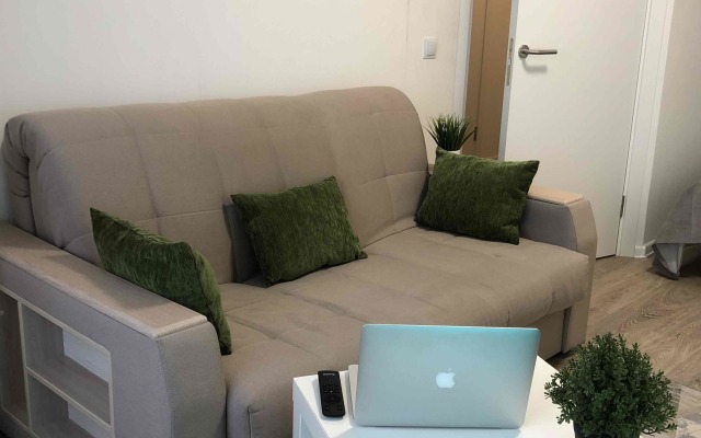 Na Ulitse Balkanskaya Doroga 14/2 Flat