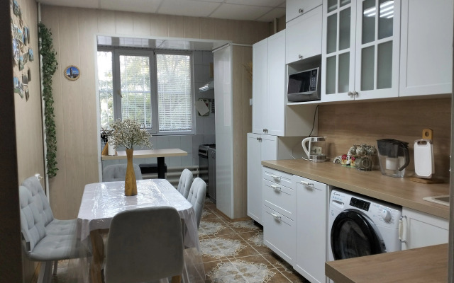 Квартира 44 Параллель