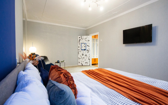 Квартира Питерский ART